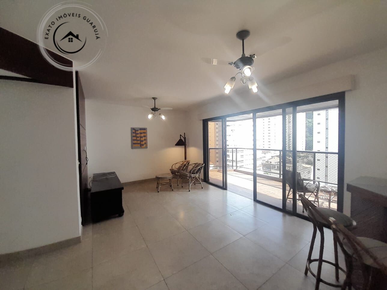 Apartamento padrão de 03 dormitórios para venda na barra fun
