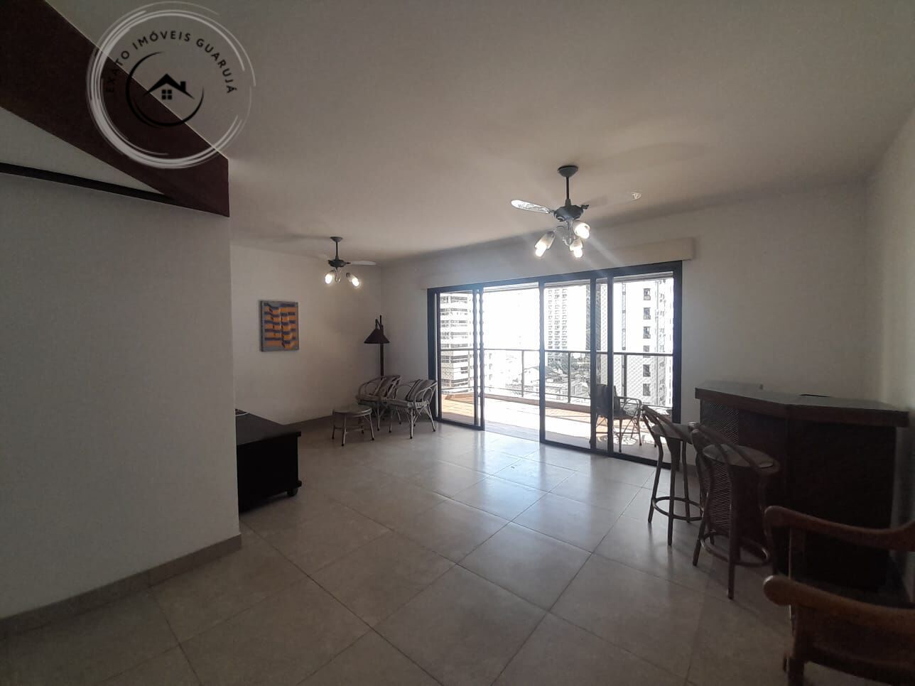 Apartamento padrão de 03 dormitórios para venda na barra fun