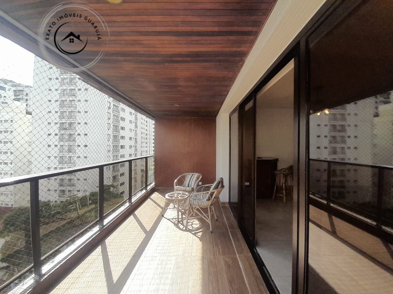 Apartamento padrão de 03 dormitórios para venda na barra fun