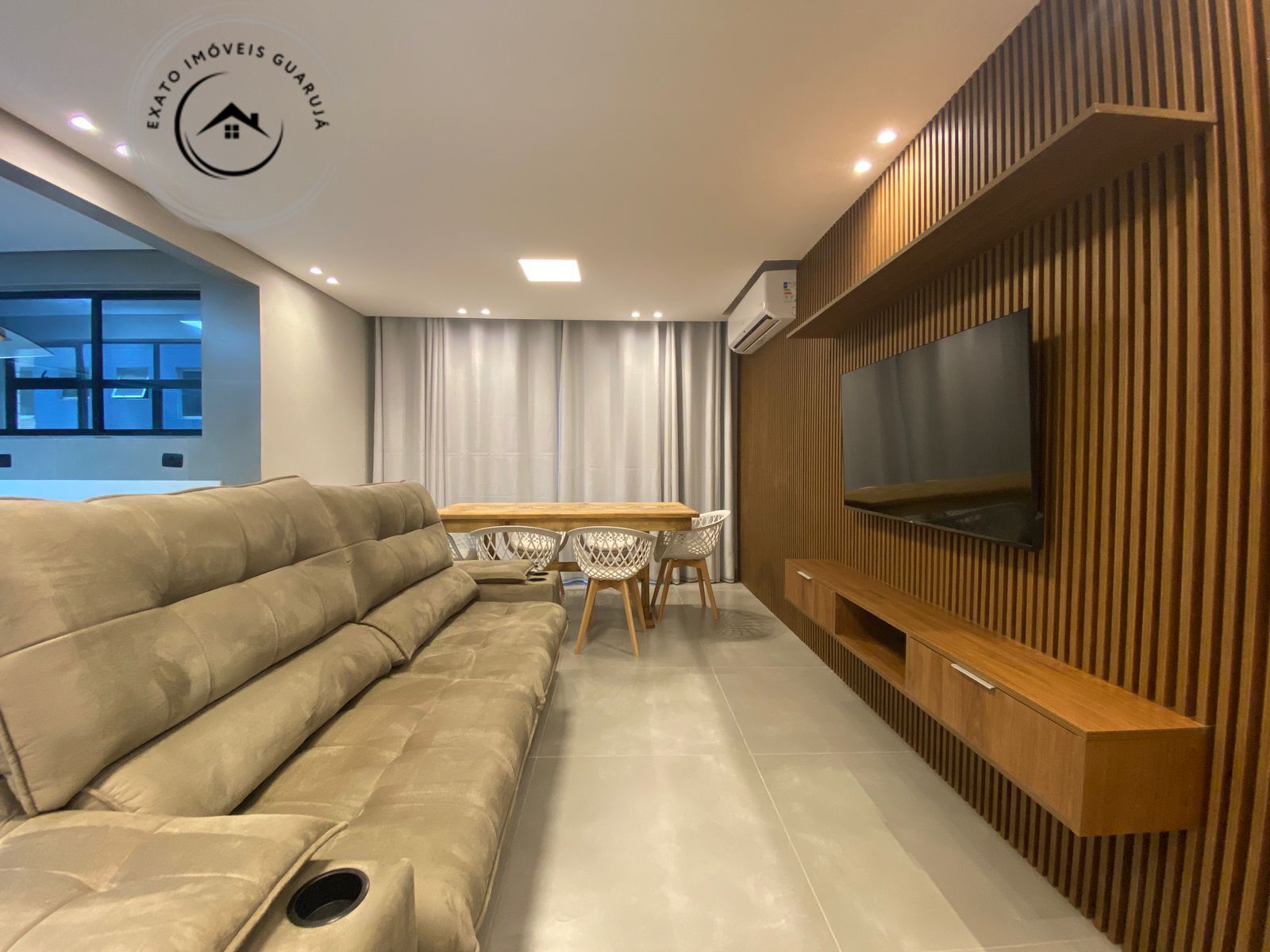 Apartamento alto padrão de 03 dormitórios na ponta da praia 