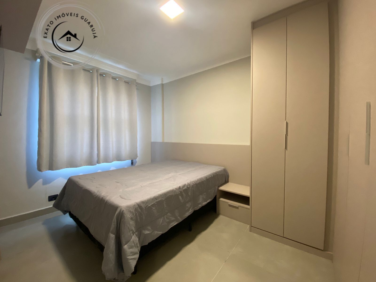 Apartamento alto padrão de 03 dormitórios na ponta da praia 
