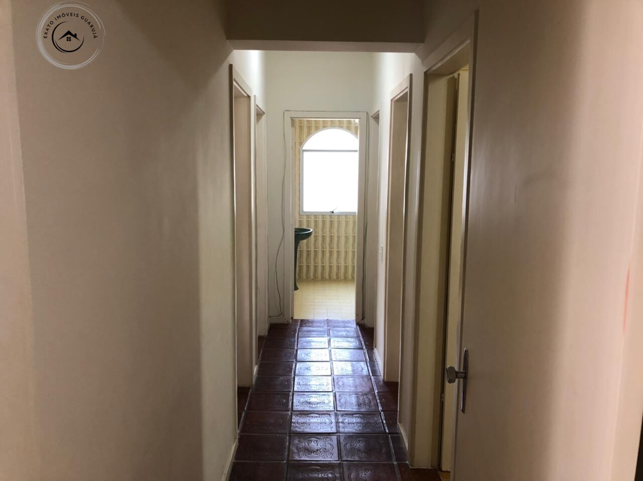 Apartamento padrão de 02 dormitórios para venda nas pitangue