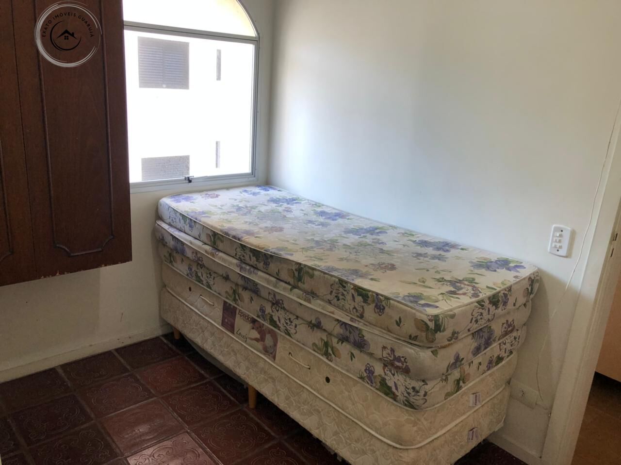 Apartamento padrão de 02 dormitórios para venda nas pitangue