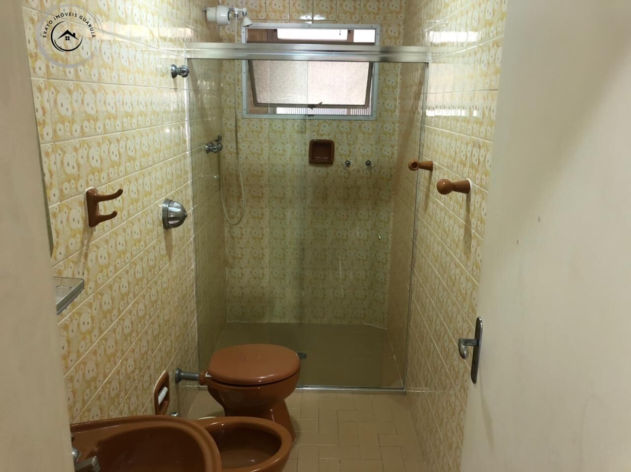 Apartamento padrão de 02 dormitórios para venda nas pitangue