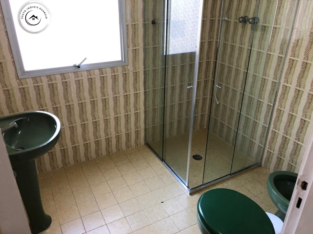 Apartamento padrão de 02 dormitórios para venda nas pitangue