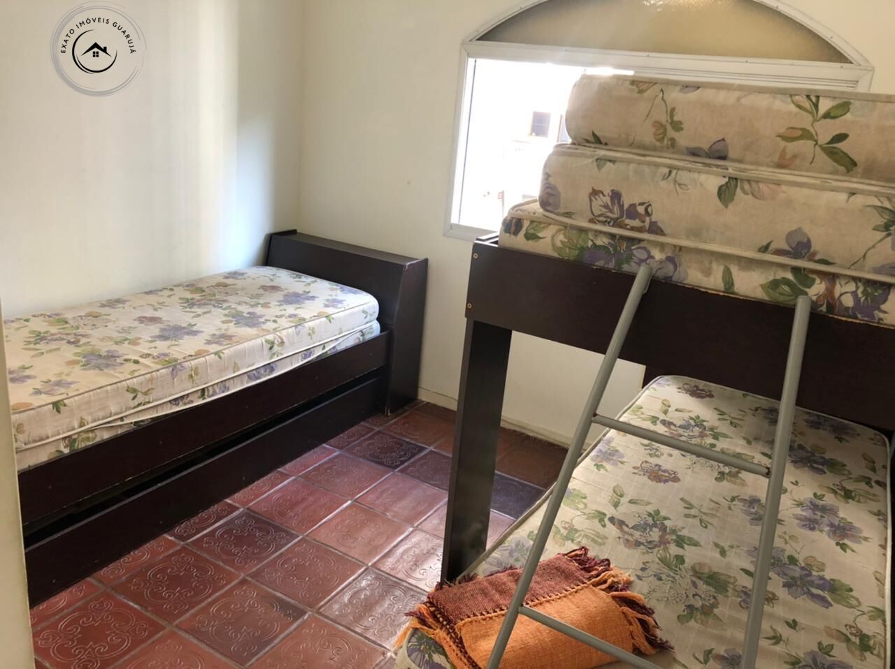 Apartamento padrão de 02 dormitórios para venda nas pitangue