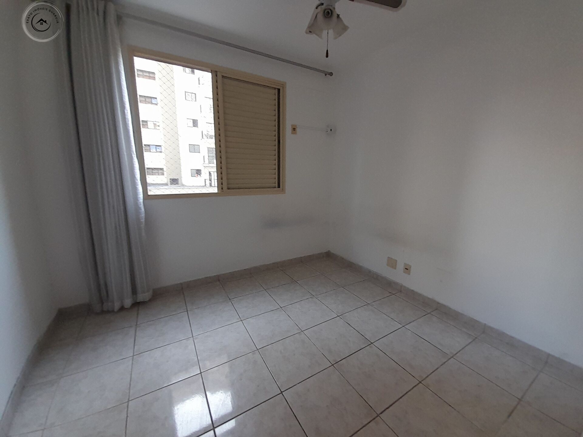 Apartamento padrão de 02 dormitórios para venda na praia da 