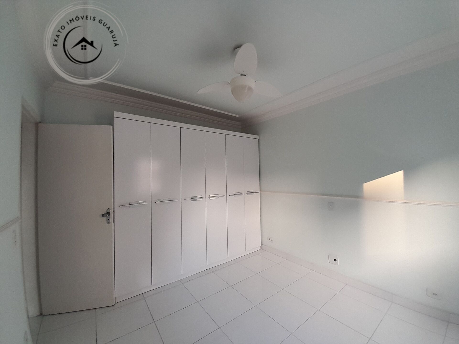 Apartamento padrão de 02 dormitórios para venda na praia da 