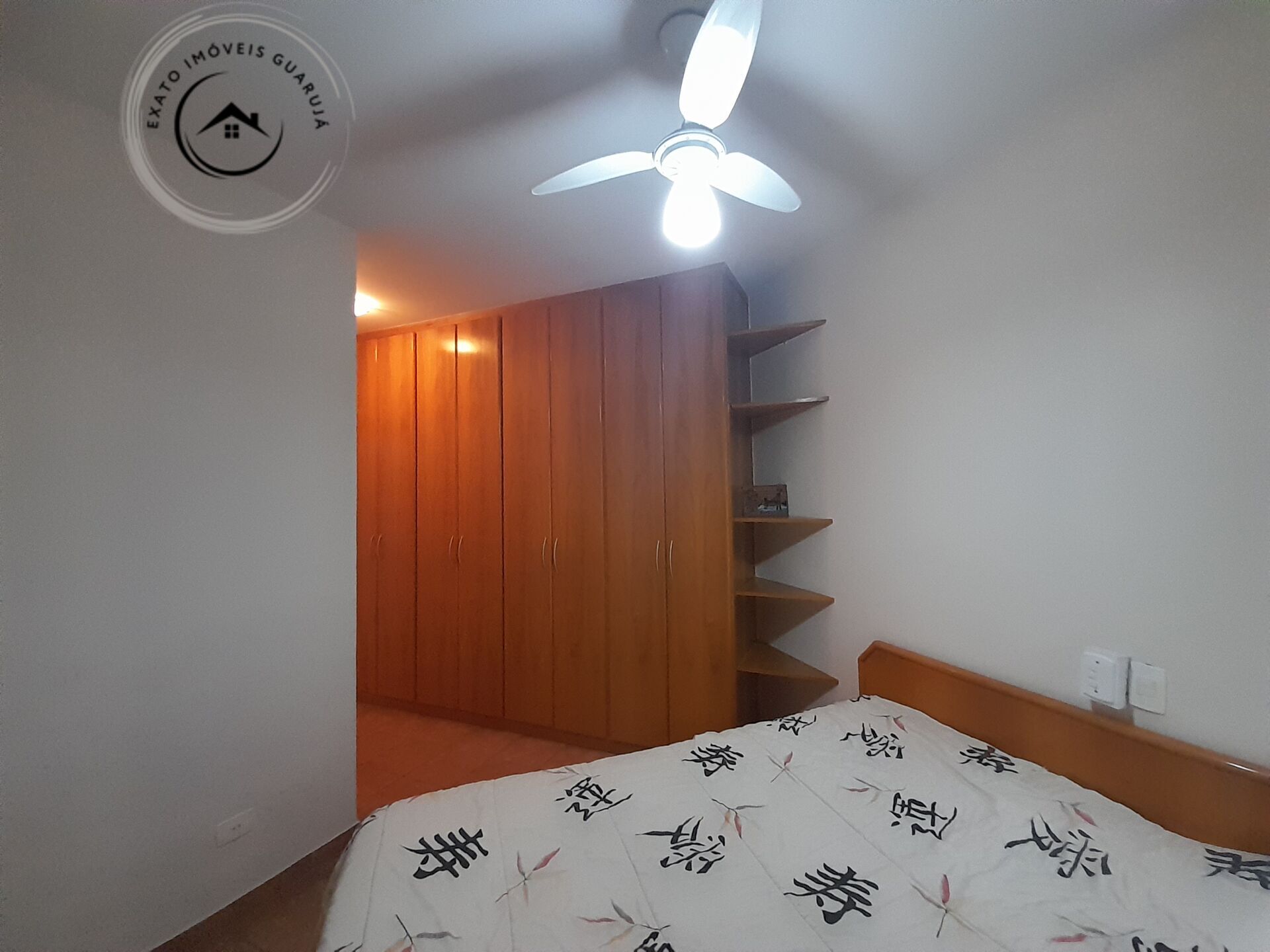 Apartamento padrão de 03 dormitórios para venda nas pitangue
