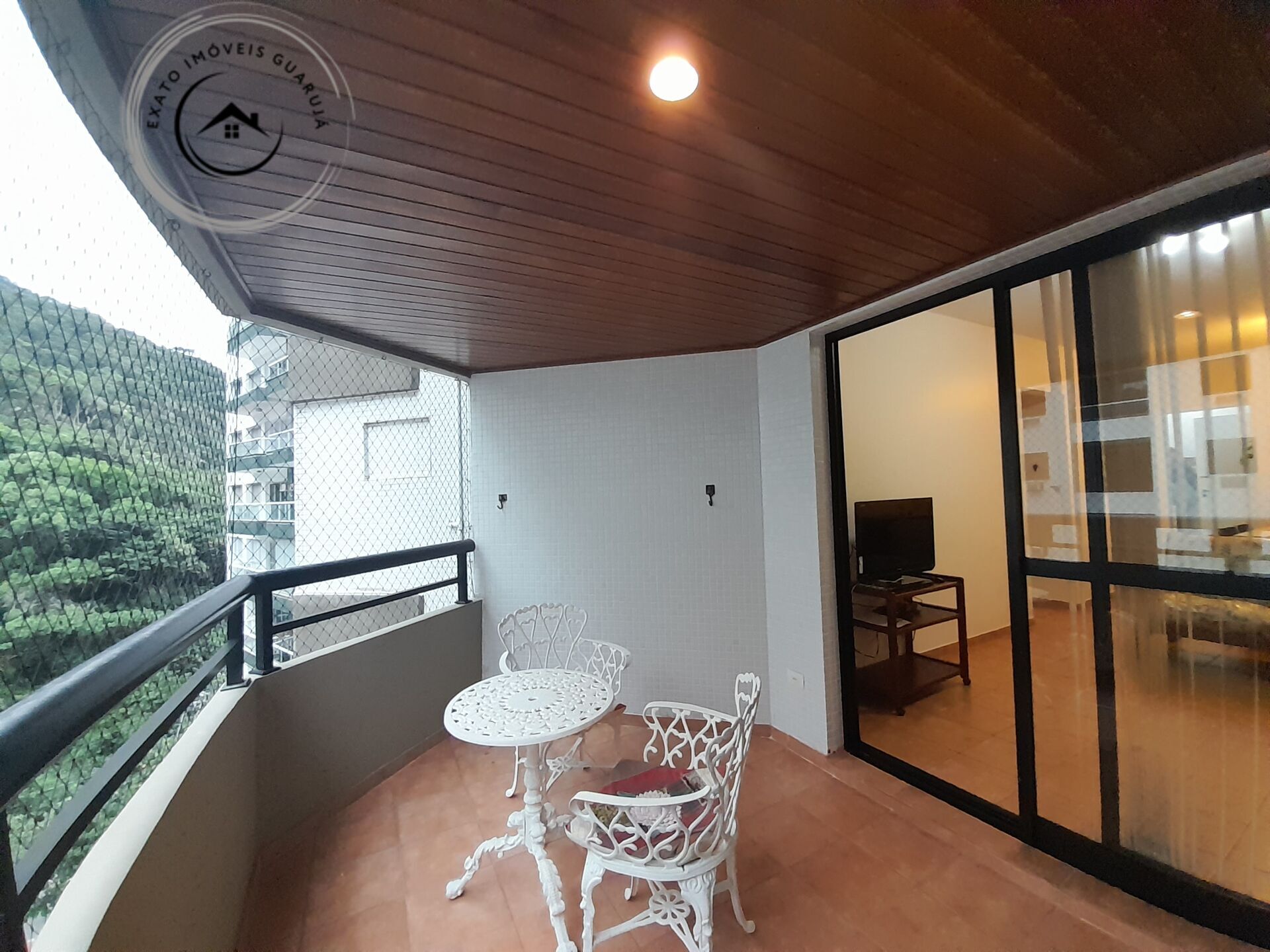 Apartamento padrão de 03 dormitórios para venda nas pitangue