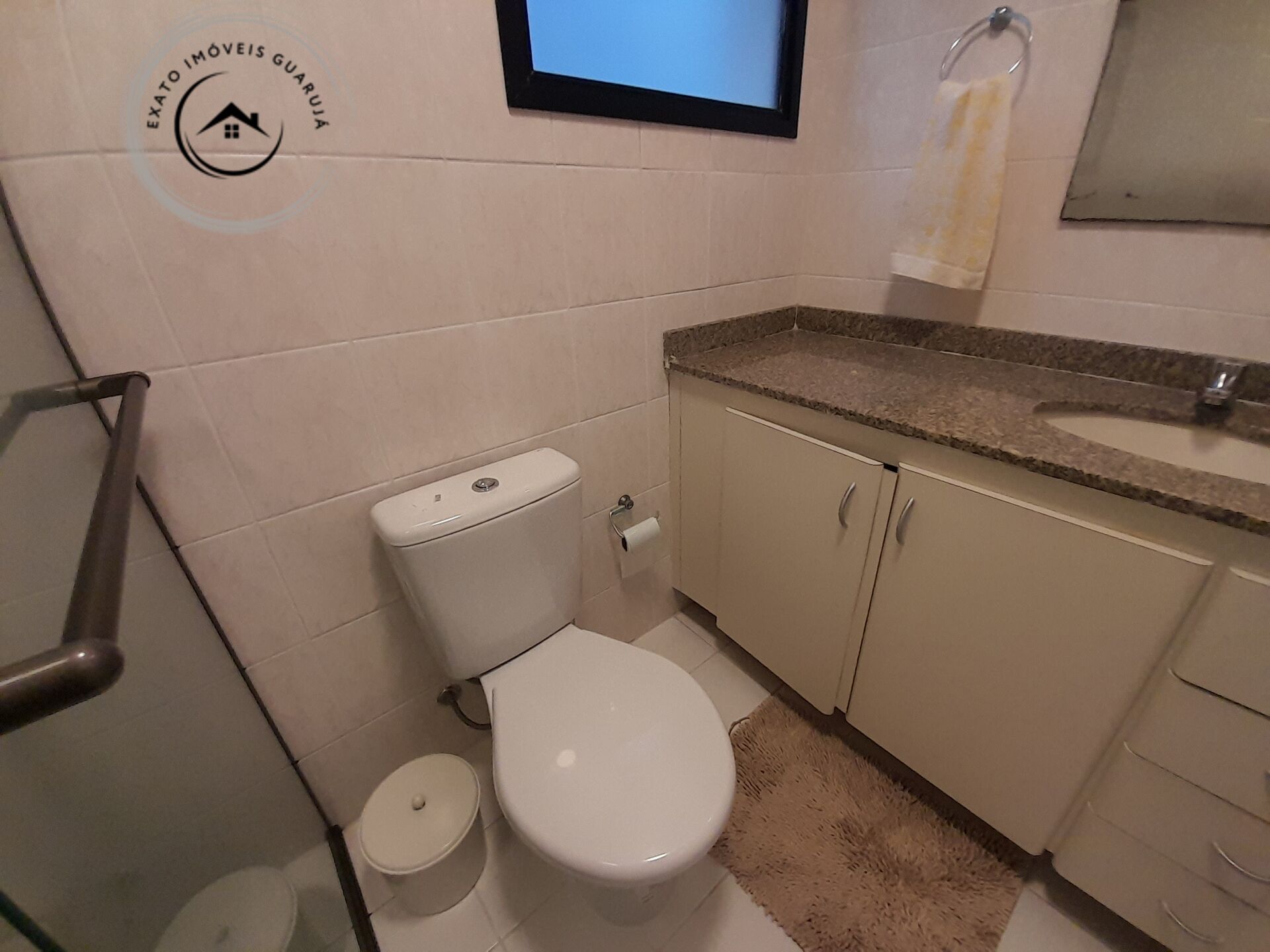 Apartamento padrão de 03 dormitórios para venda nas pitangue