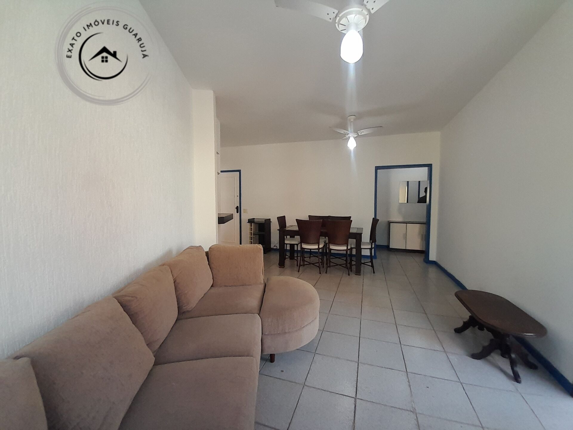 Apartamento padrão de 03 dormitórios para locação anual na p