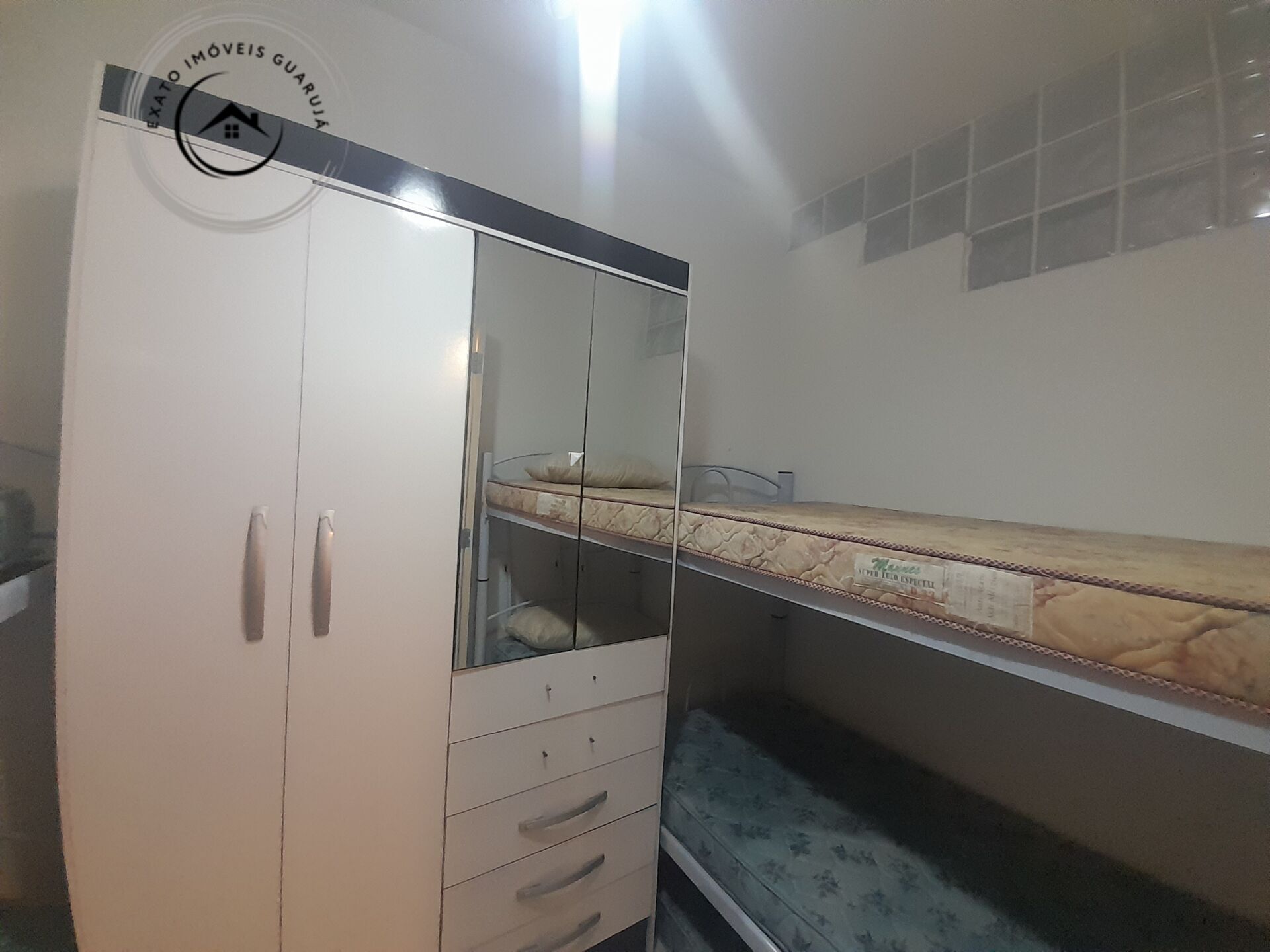 Apartamento padrão de 02 dormitórios para locação de tempora