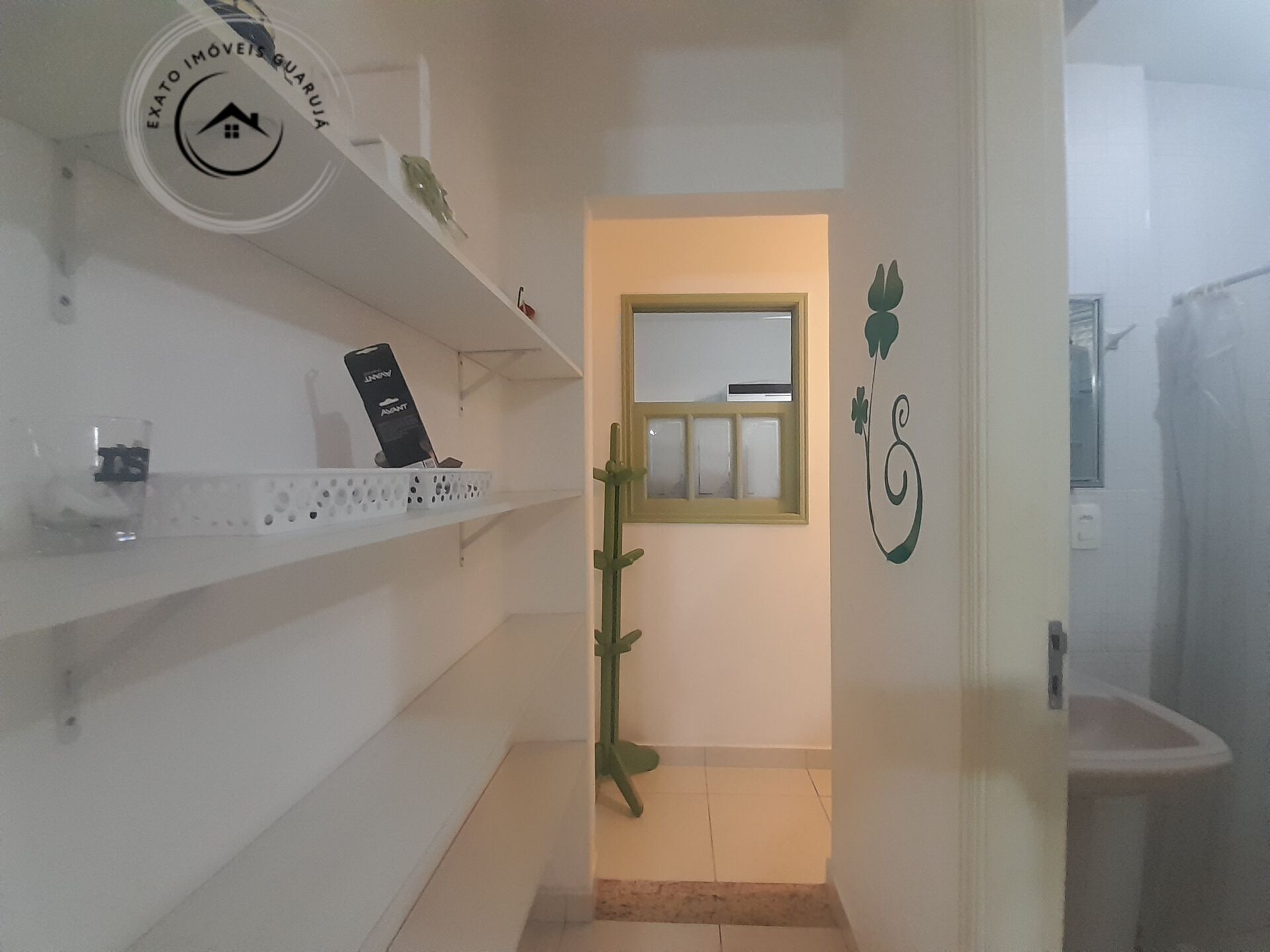 Apartamento padrão de 02 dormitórios para locação de tempora
