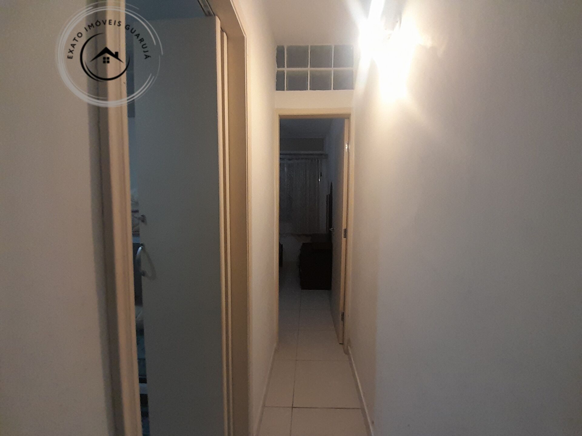 Apartamento padrão de 02 dormitórios para locação de tempora