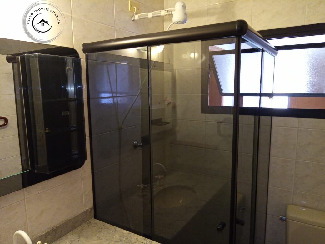 Apartamento padrão de 03 dormitórios para locação anual na p