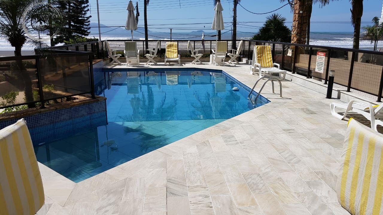 Apartamento alto padrão de 04 dormitórios frente total para 