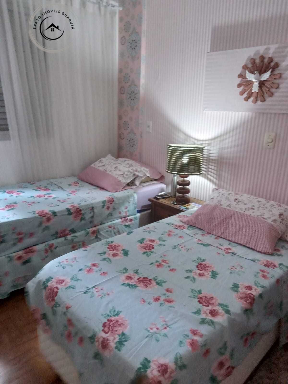 Apartamento padrão de 01 dormitório para locação anual na pr