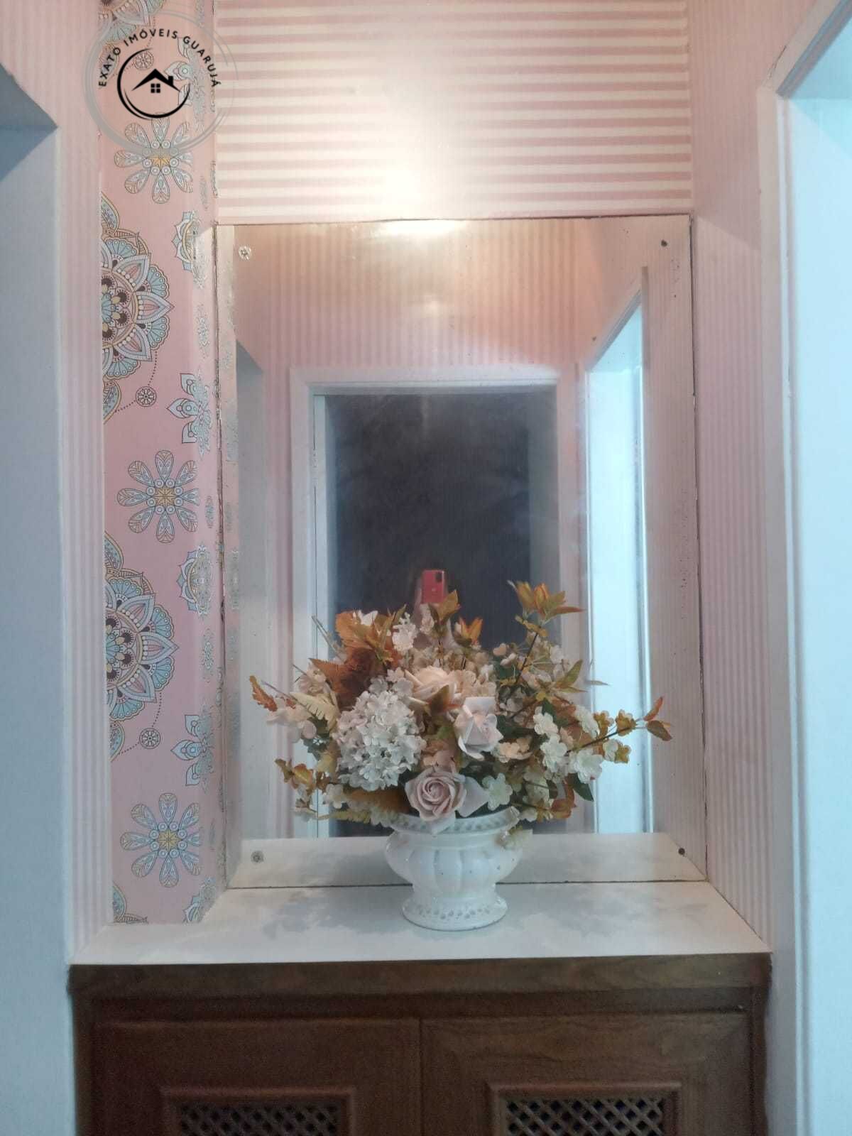 Apartamento padrão de 01 dormitório para locação anual na pr
