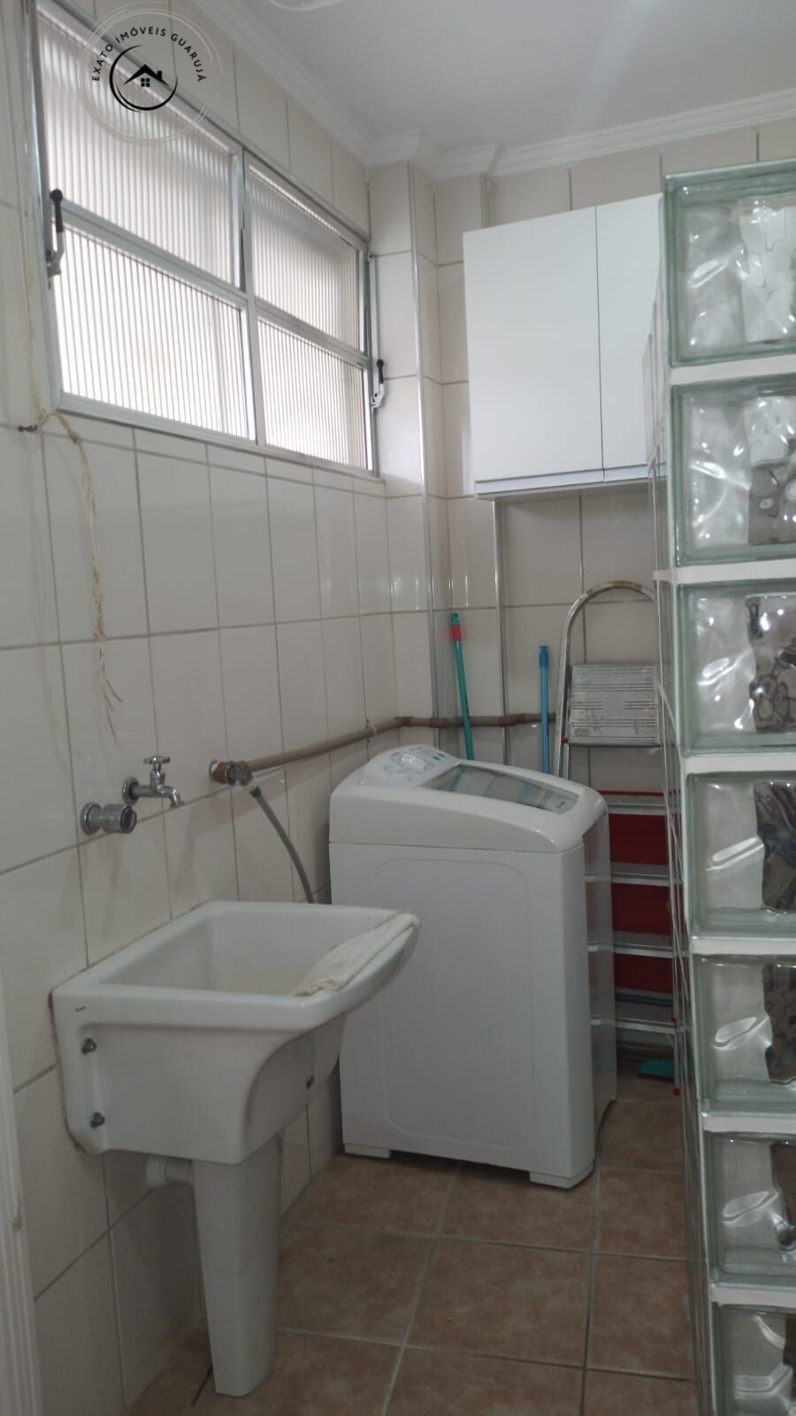Apartamento padrão de 02 dormitórios para venda nas pitangue