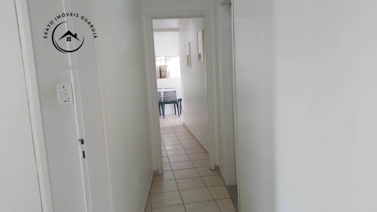Apartamento padrão de 02 dormitórios para venda nas pitangue