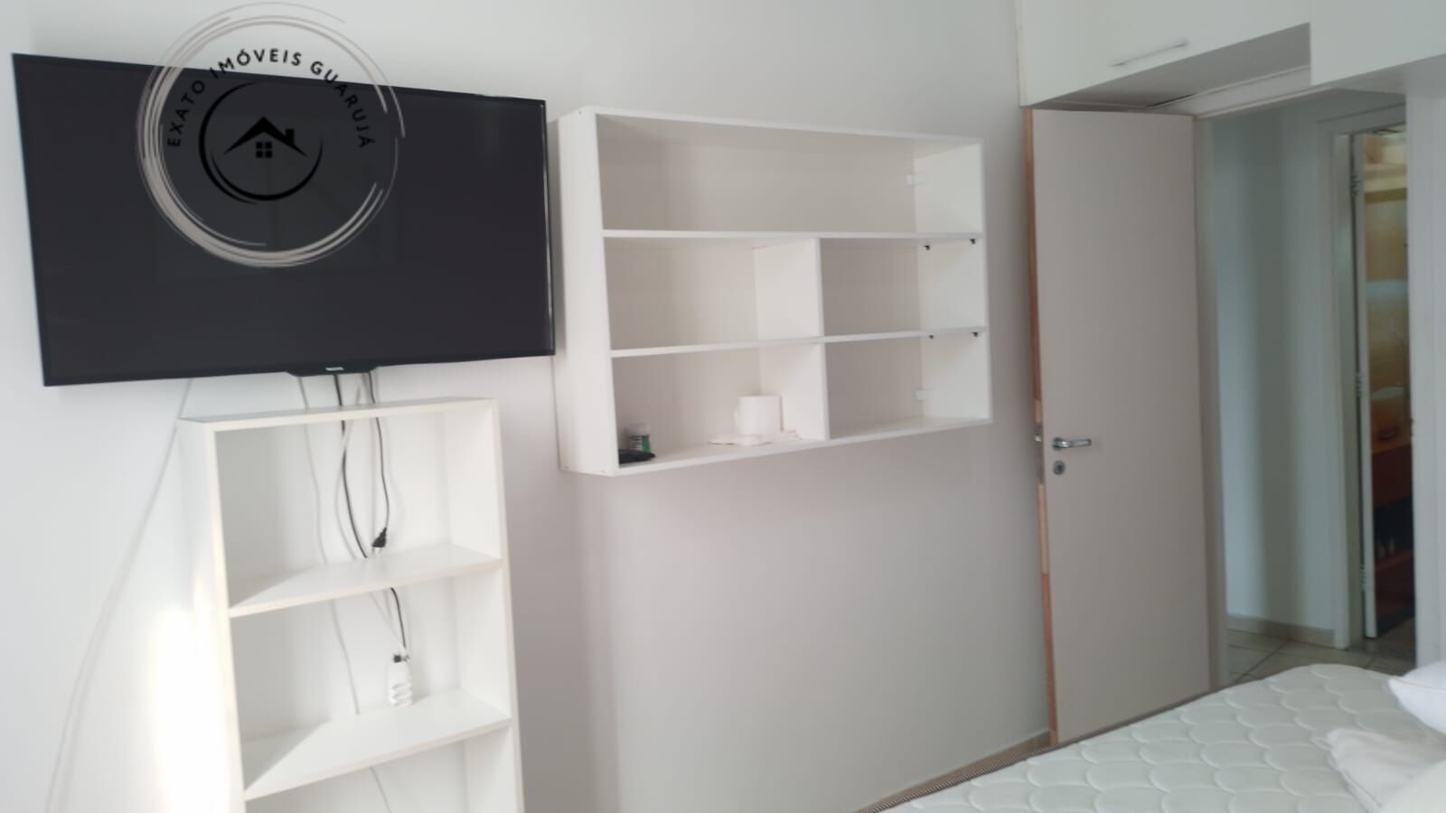 Apartamento padrão de 02 dormitórios para venda nas pitangue