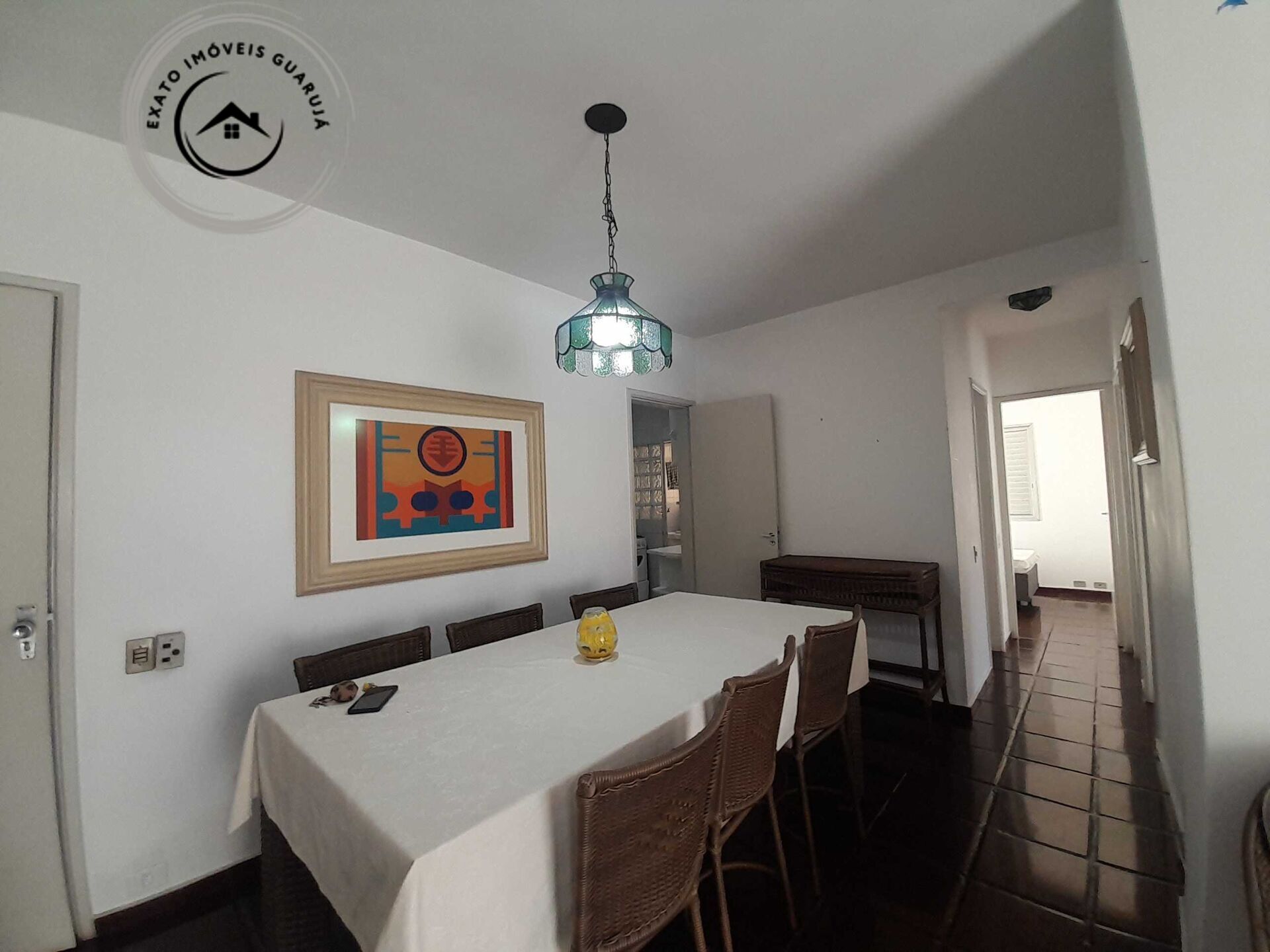 Apartamento de 03 dormitórios para locação anual na praia da