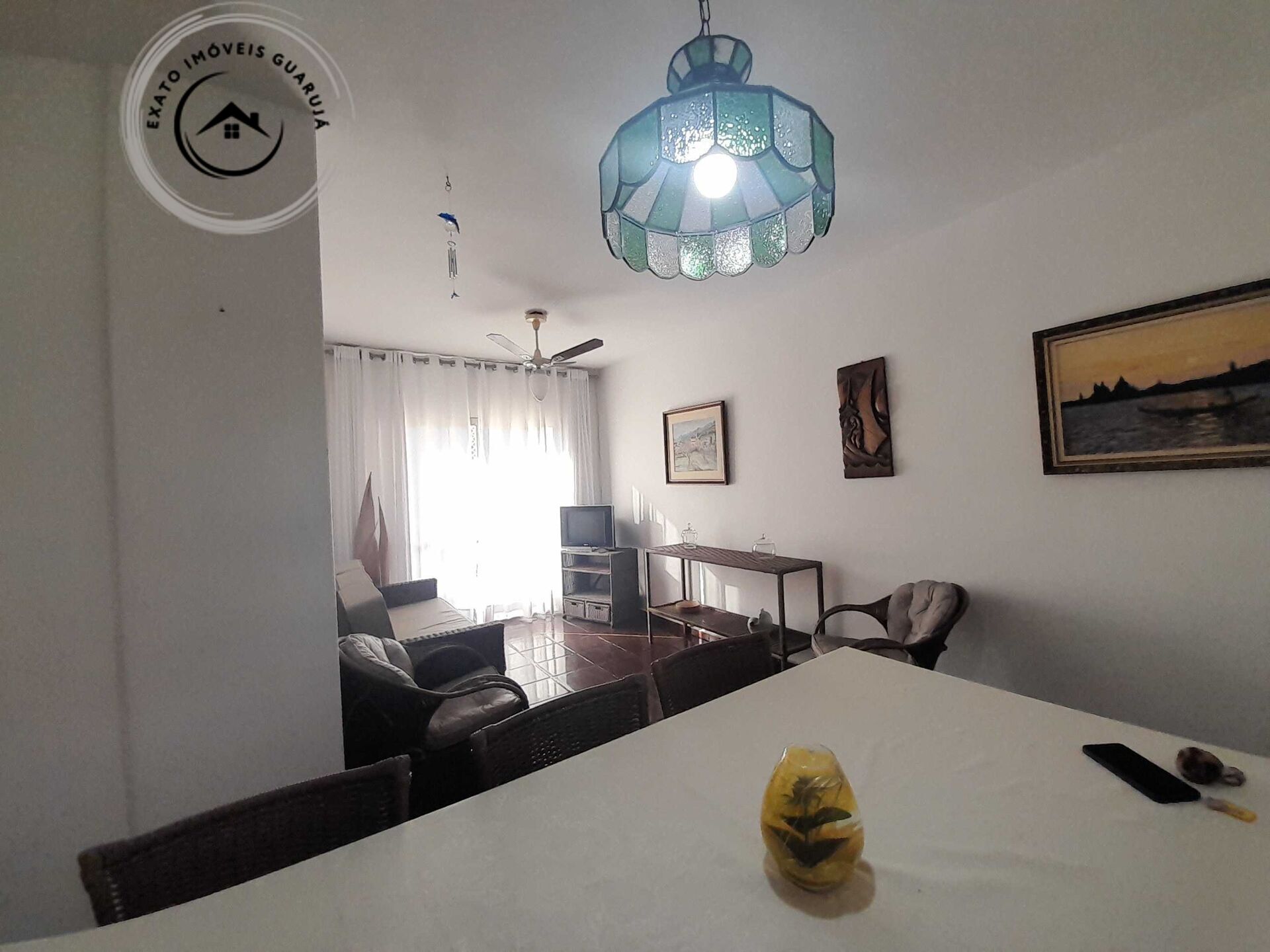 Apartamento de 03 dormitórios para locação anual na praia da