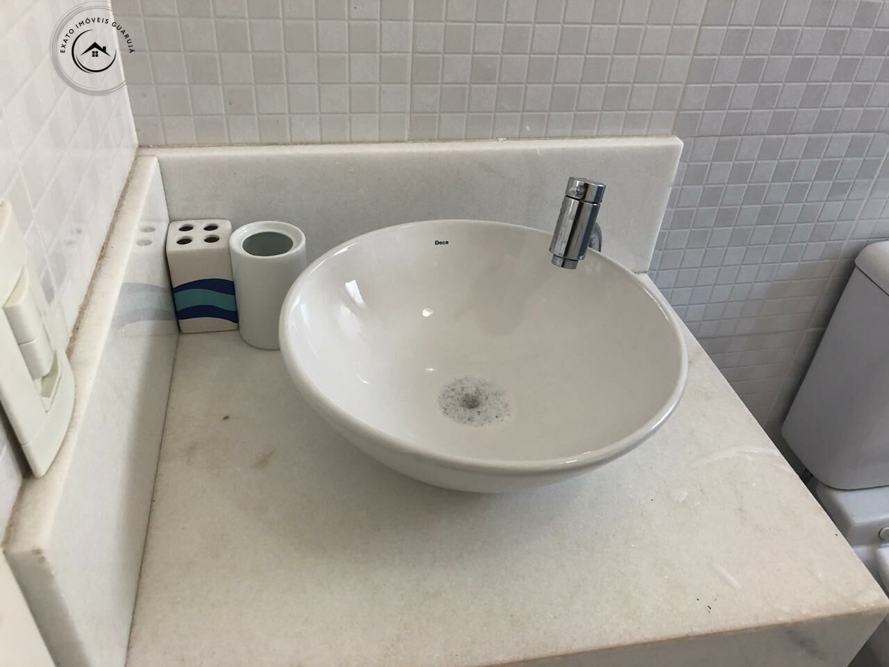 Apartamento padrão de 01 dormitório para locação anual na pr