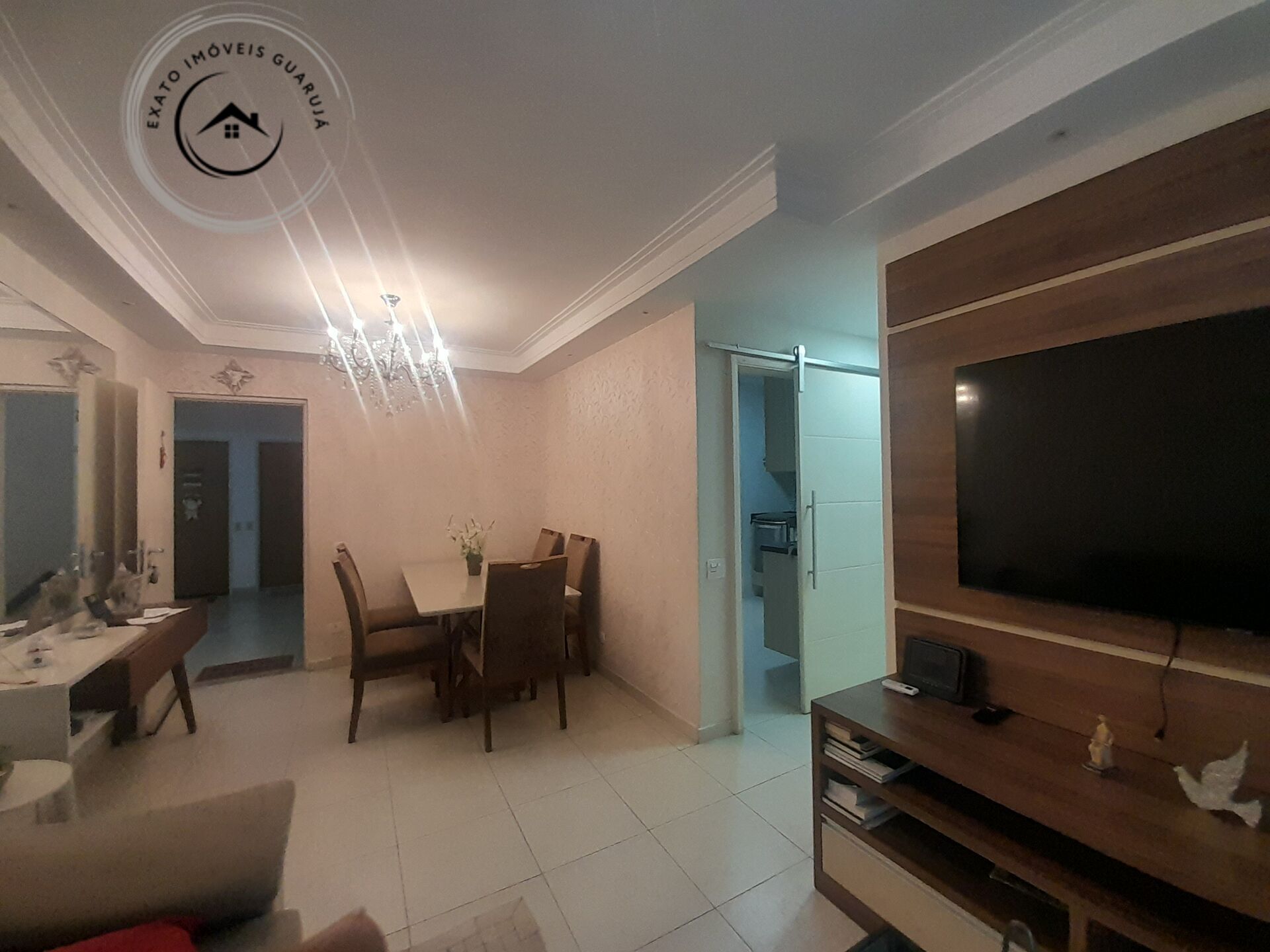Apartamento padrão de 02 dormitórios para locação anual na p