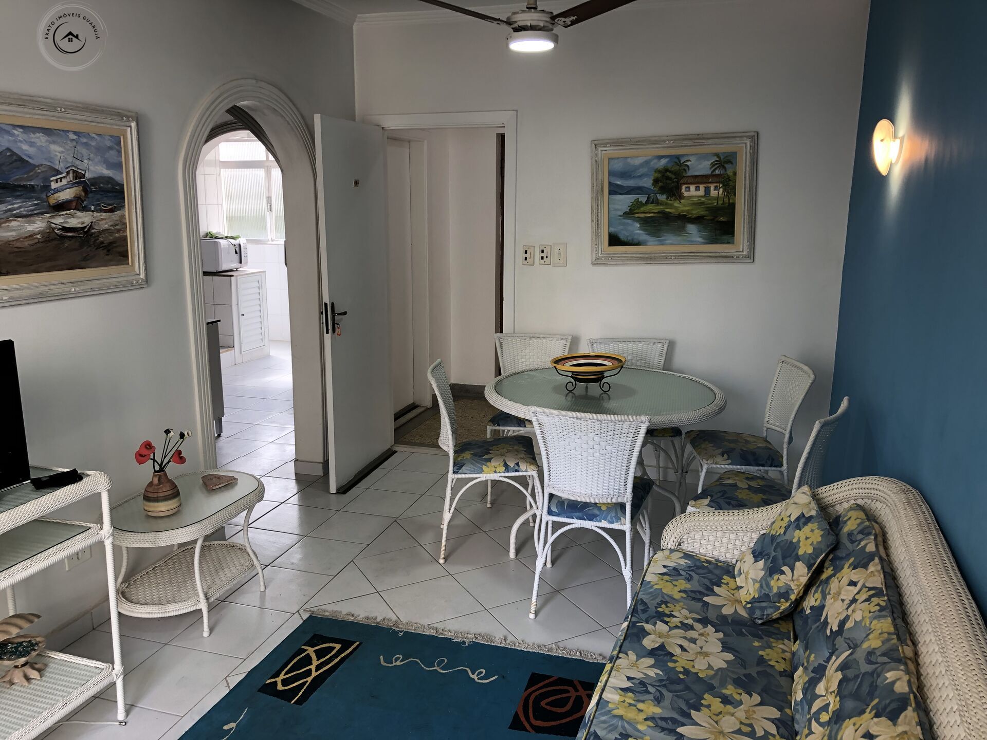 Apartamento padrão de 02 dormitórios para venda nas pitangue