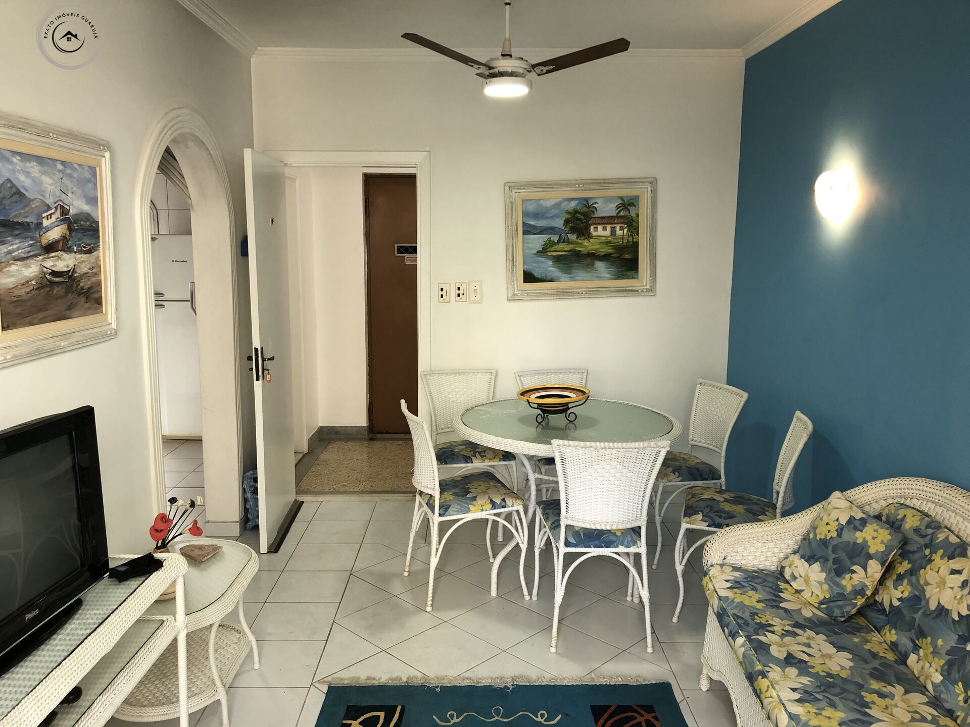 Apartamento padrão de 02 dormitórios para venda nas pitangue
