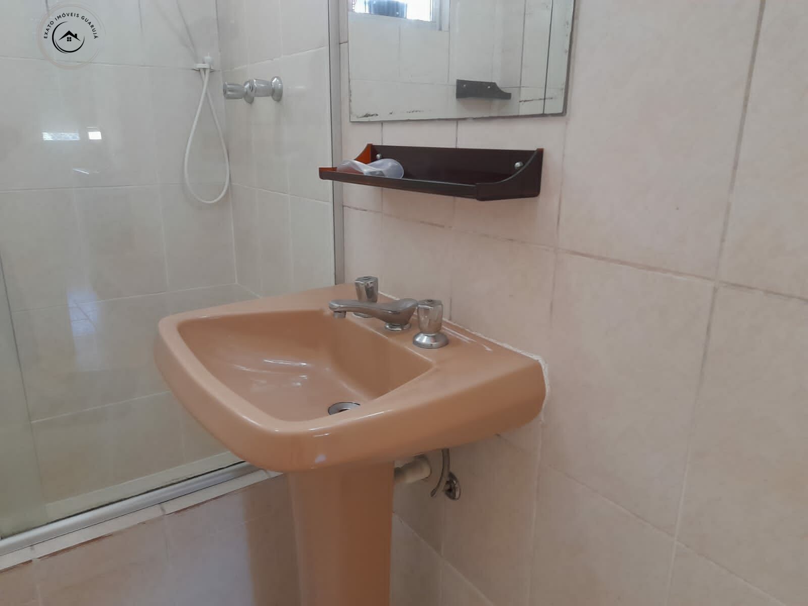 Apartamento padrão de 03 dormitórios para venda nas pitangue