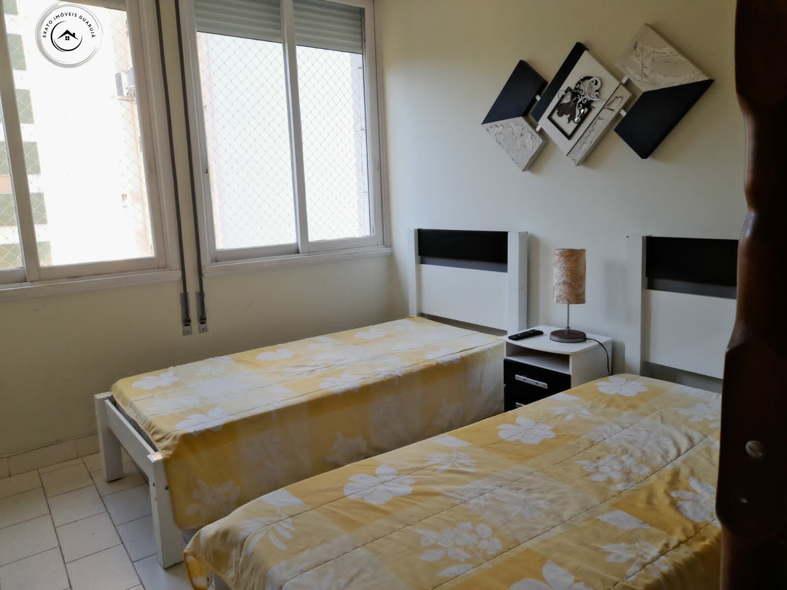Apartamento padrão de 03 dormitórios para venda nas pitangue