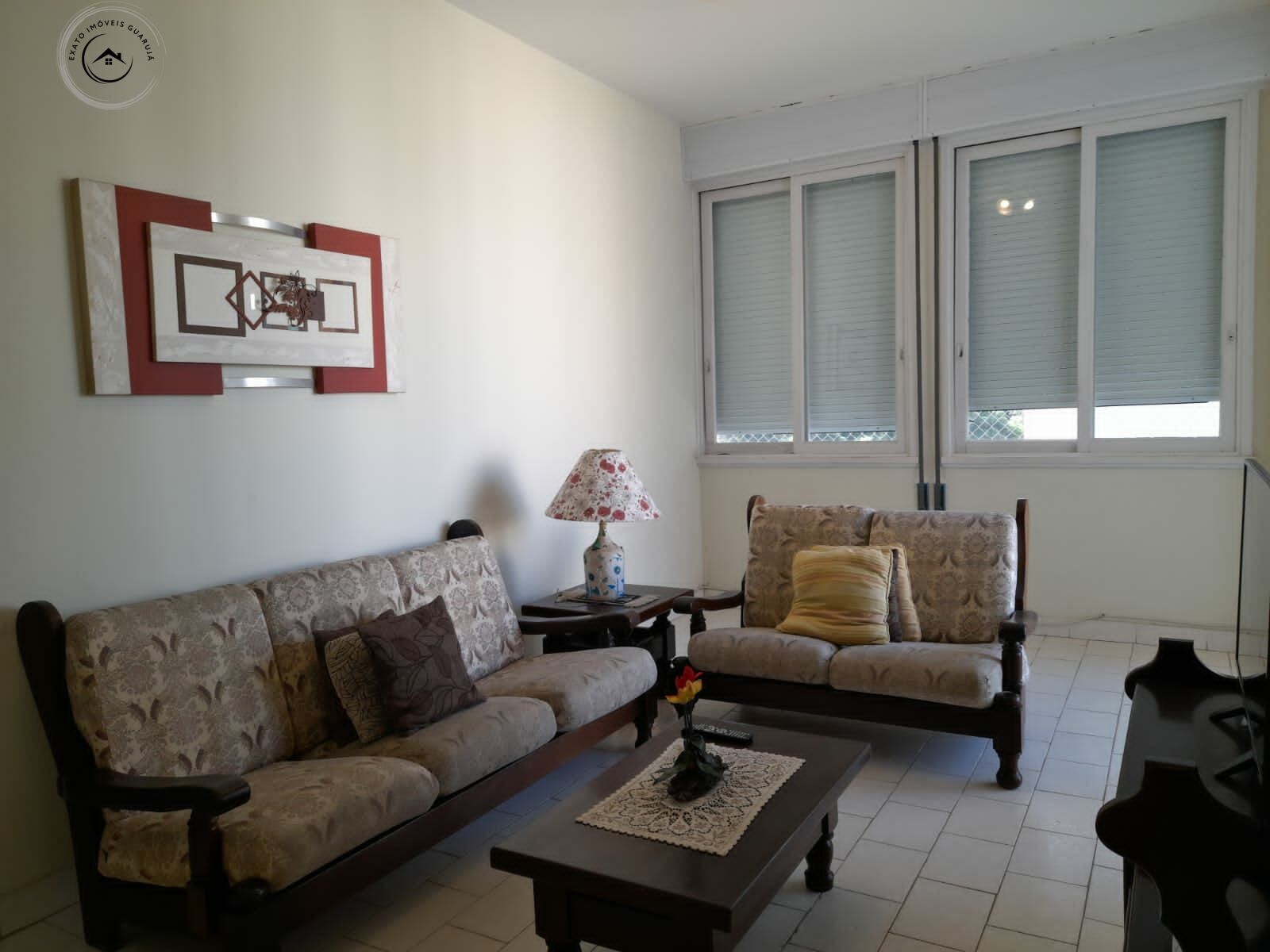 Apartamento padrão de 03 dormitórios para venda nas pitangue