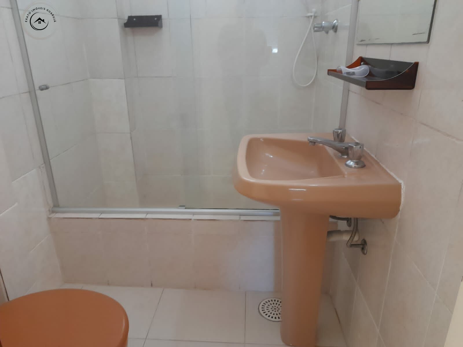 Apartamento padrão de 03 dormitórios para venda nas pitangue