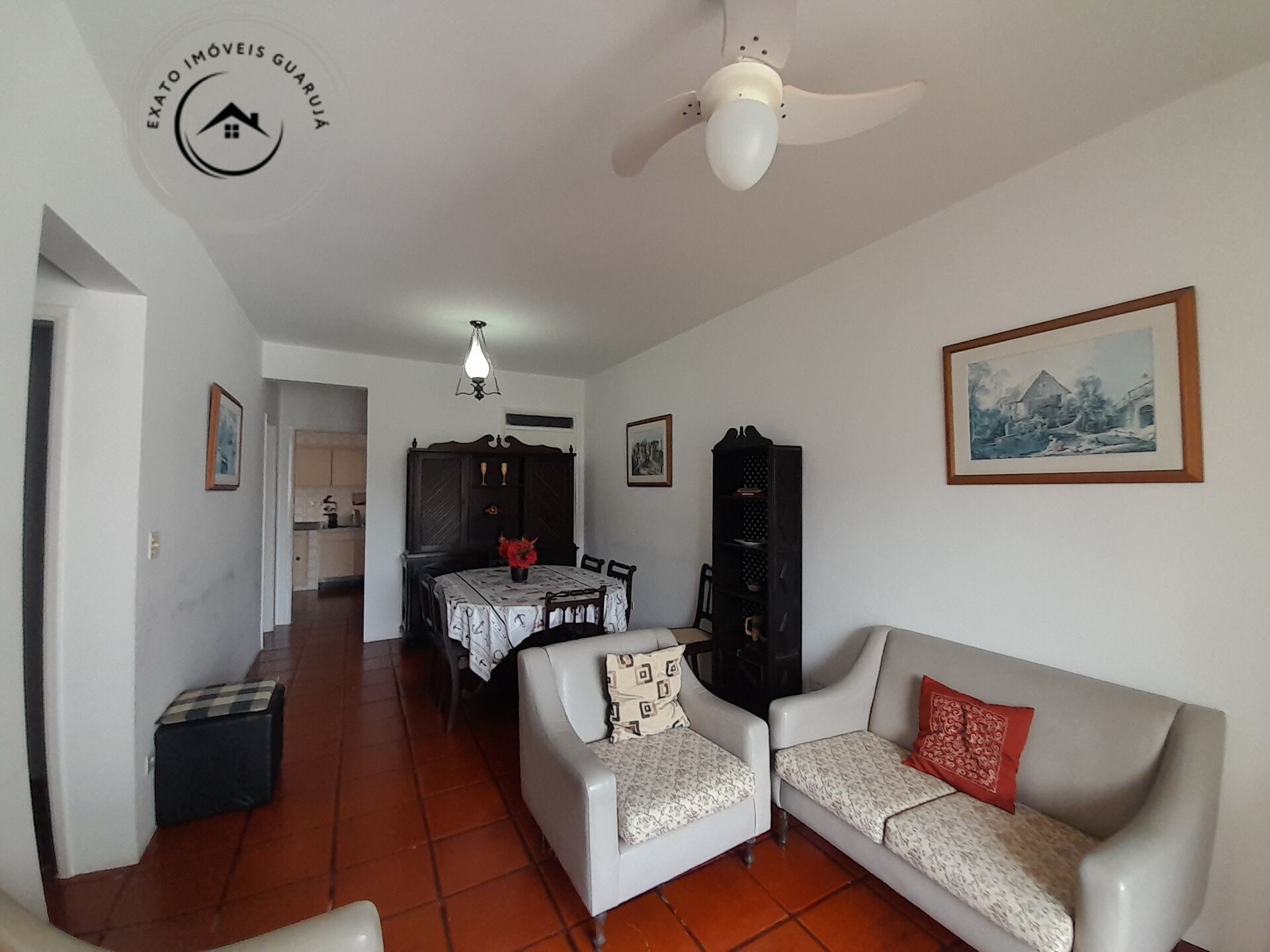 Apartamento padrão de 02 dormitórios para locação anual nas 
