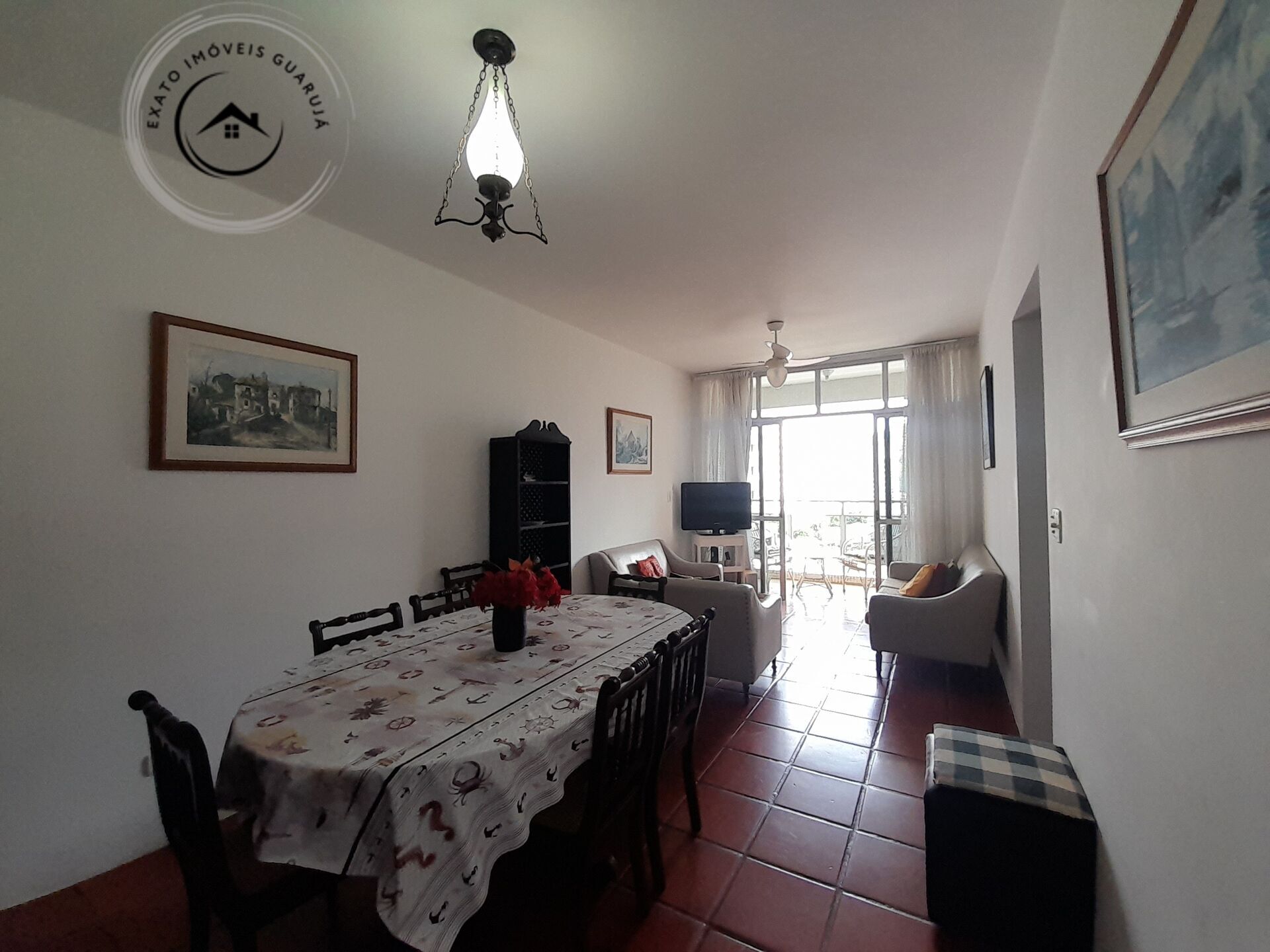 Apartamento padrão de 02 dormitórios para locação anual nas 