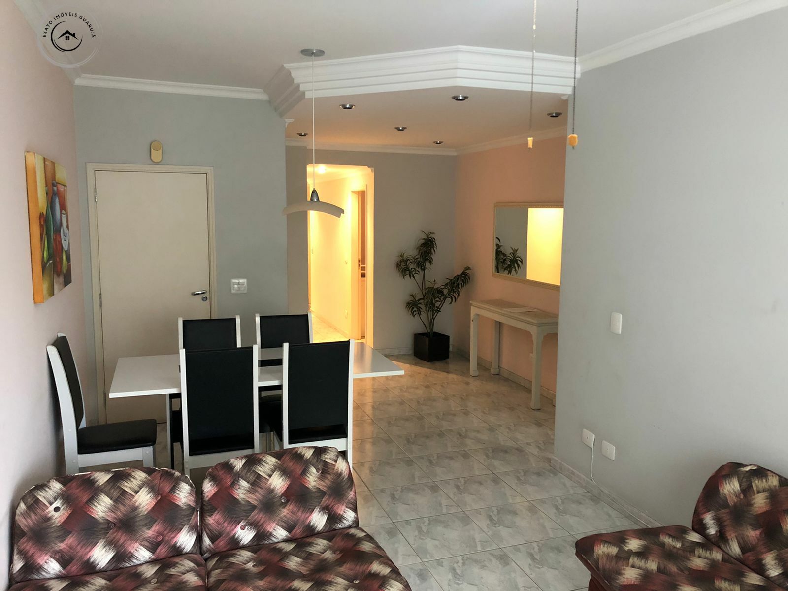 Apartamento padrão de 03 dormitórios para venda nas pitangue