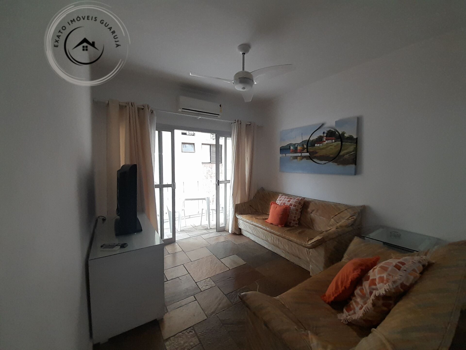 Apartamento padrão de 03 dormitórios para locação anual na p