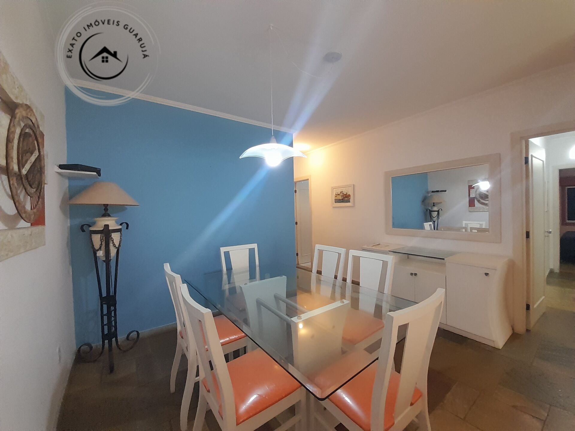 Apartamento padrão de 03 dormitórios para locação anual na p
