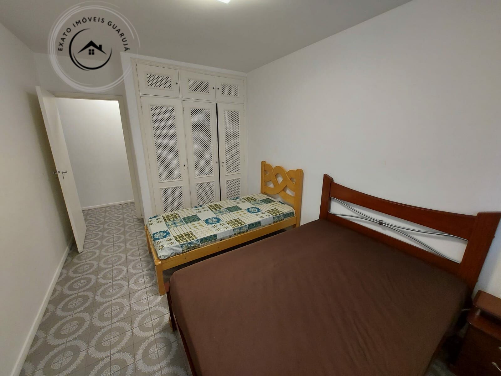Apartamento padrão de 02 dormitórios para venda nas pitangue