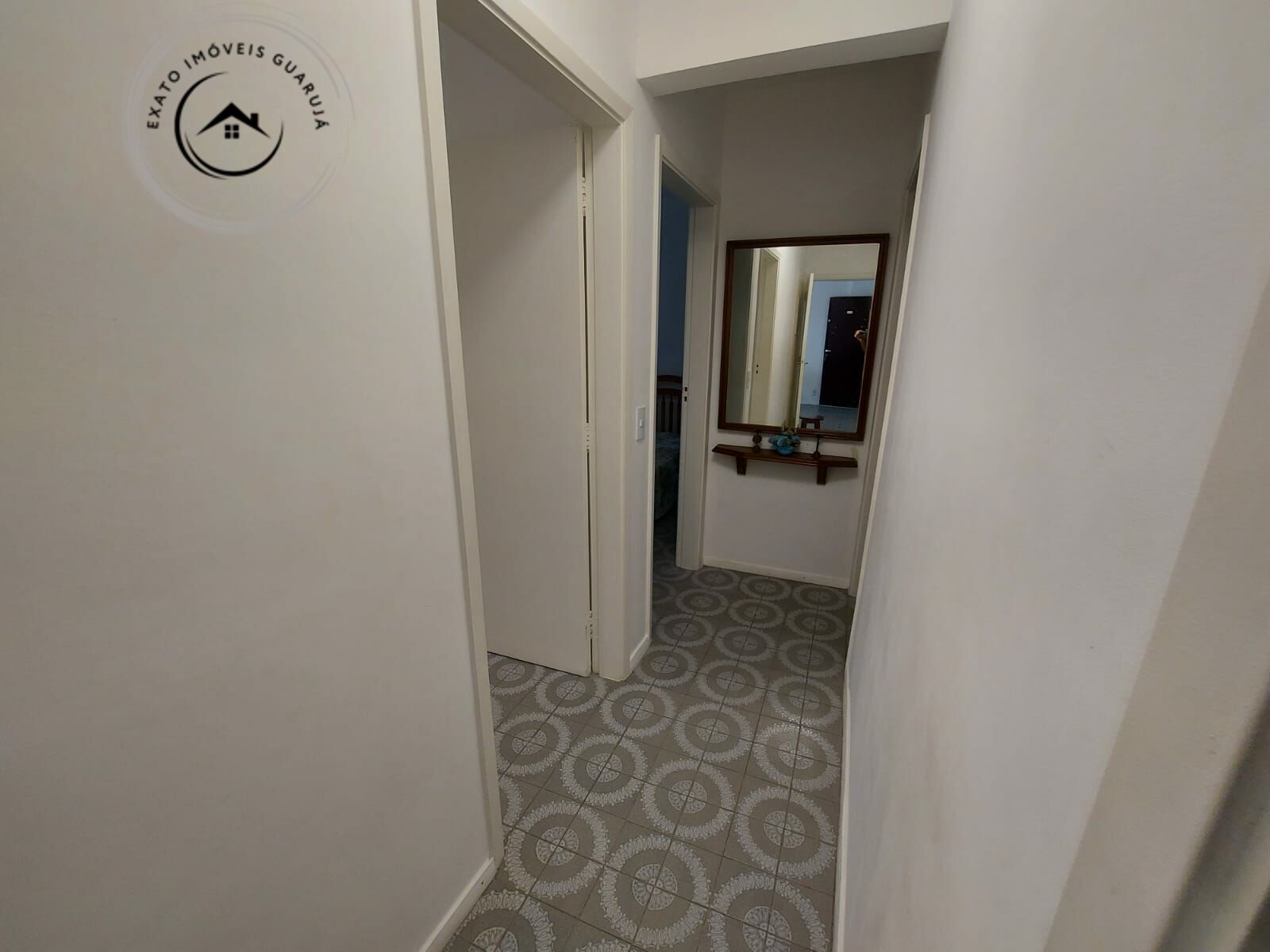 Apartamento padrão de 02 dormitórios para venda nas pitangue