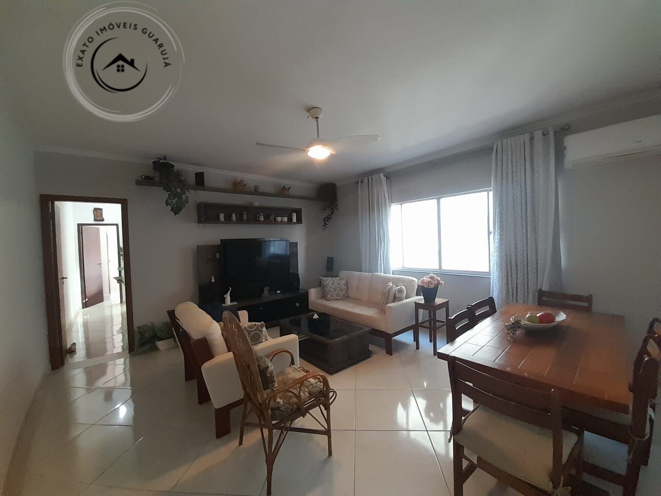 Apartamento padrão de 02 dormitórios para locação anual na p