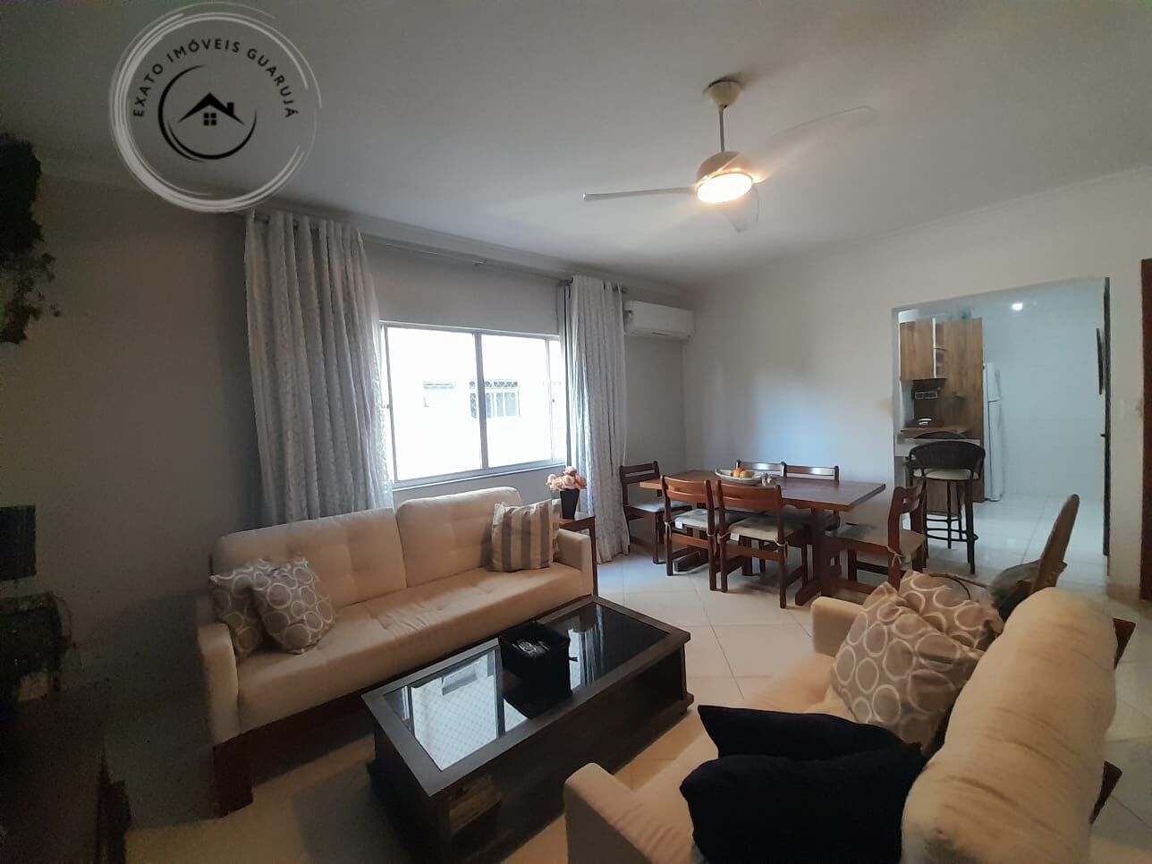 Apartamento padrão de 02 dormitórios para locação anual na p