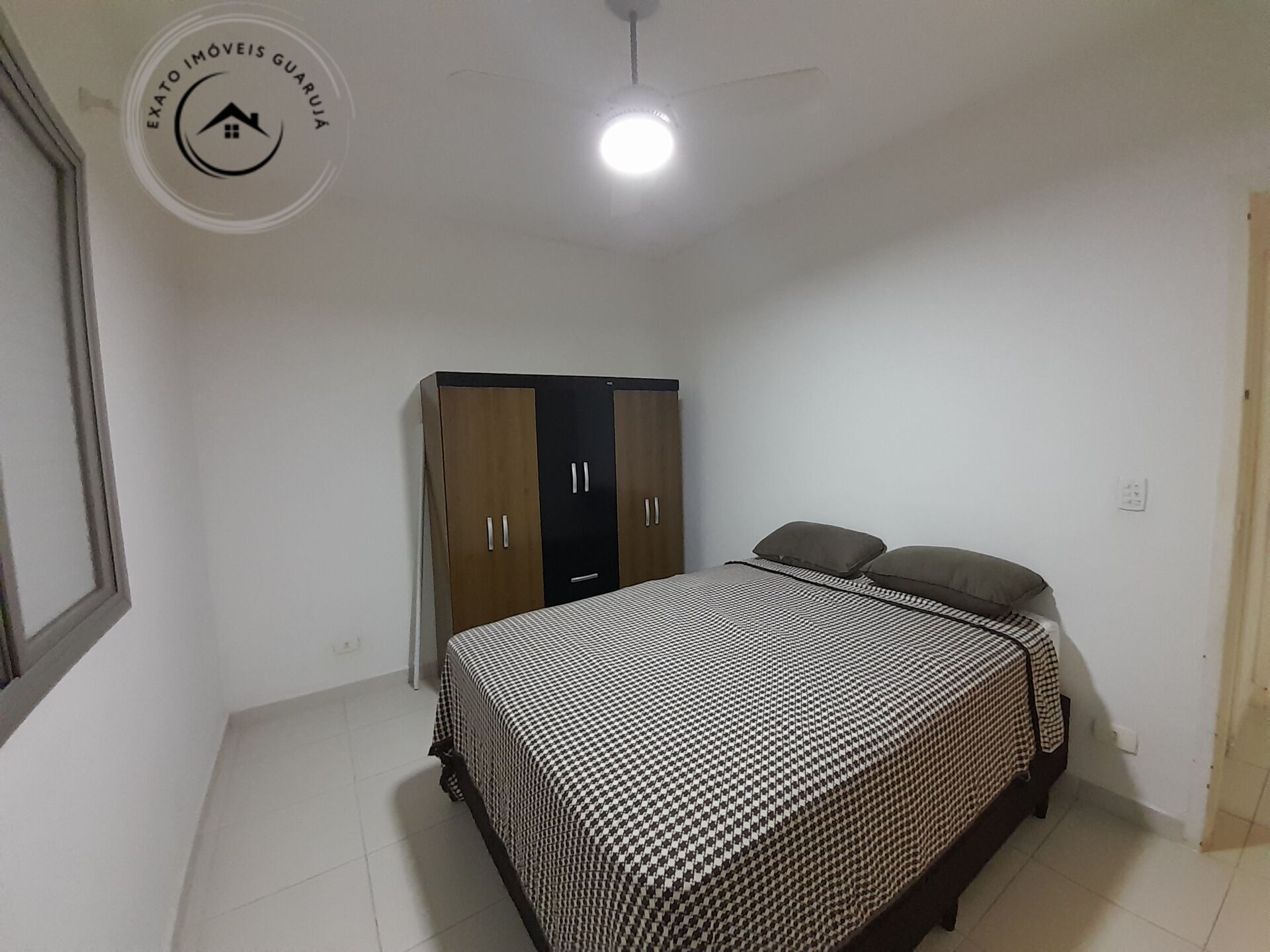 Apartamento padrão de 02 dormitórios para venda na barra fun