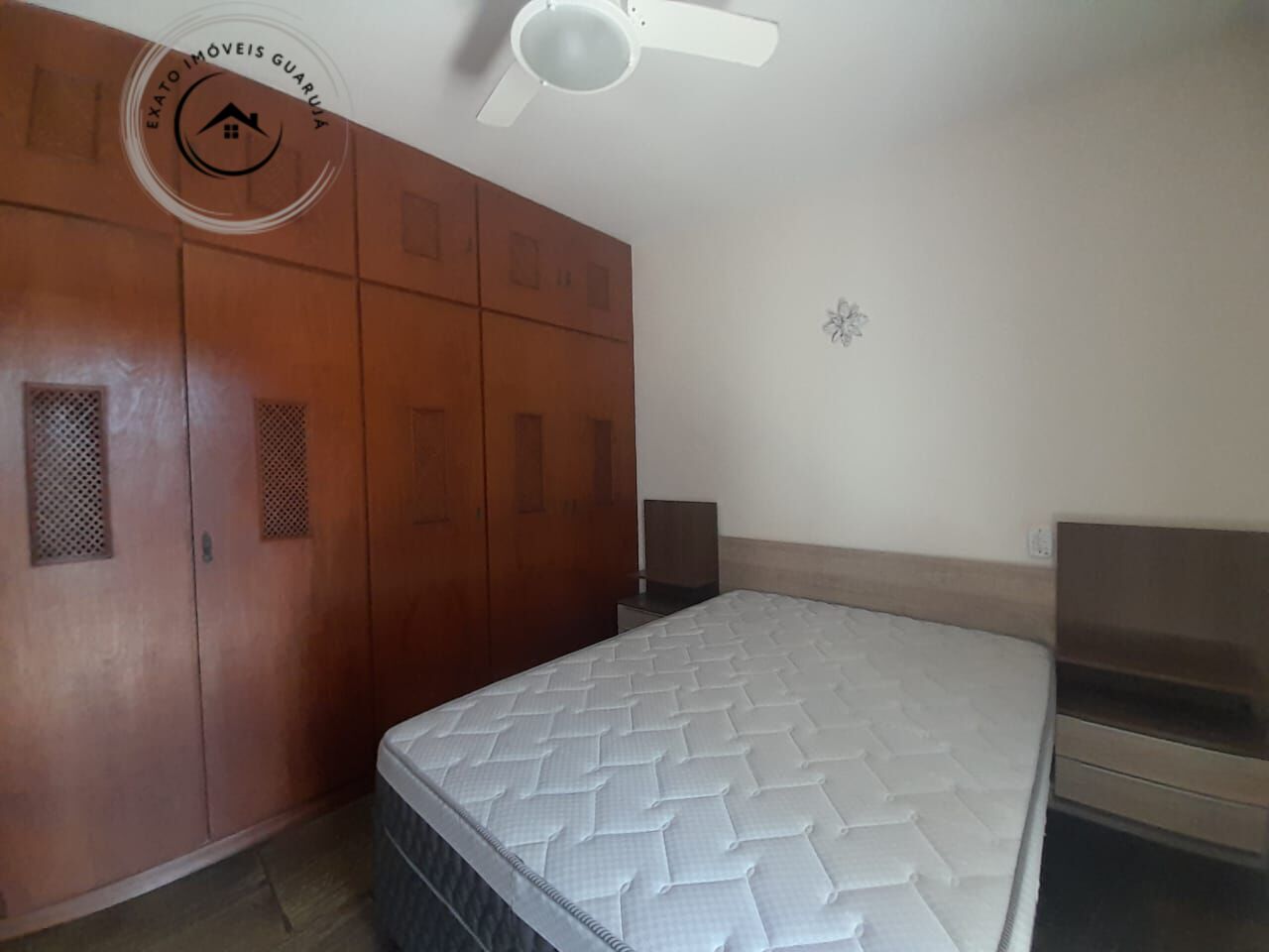 Apartamento padrão de 02 dormitórios para locação anual nas 