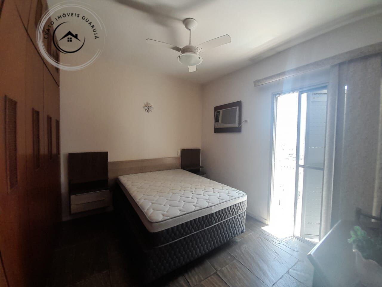 Apartamento padrão de 02 dormitórios para locação anual nas 