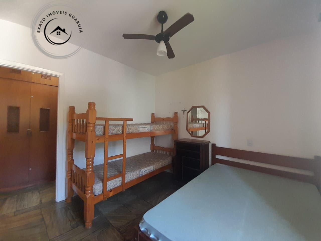 Apartamento padrão de 02 dormitórios para locação anual nas 