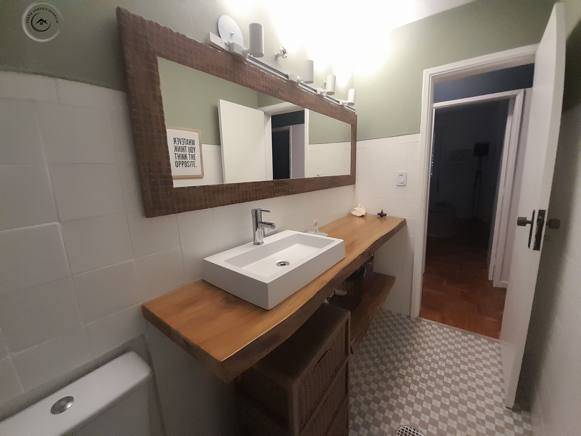 Apartamento padrão de 03 dormitórios para venda nas pitangue